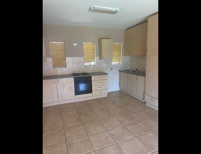 2 BEDROOM APARTMENT FOR SALE IN LASER PARK